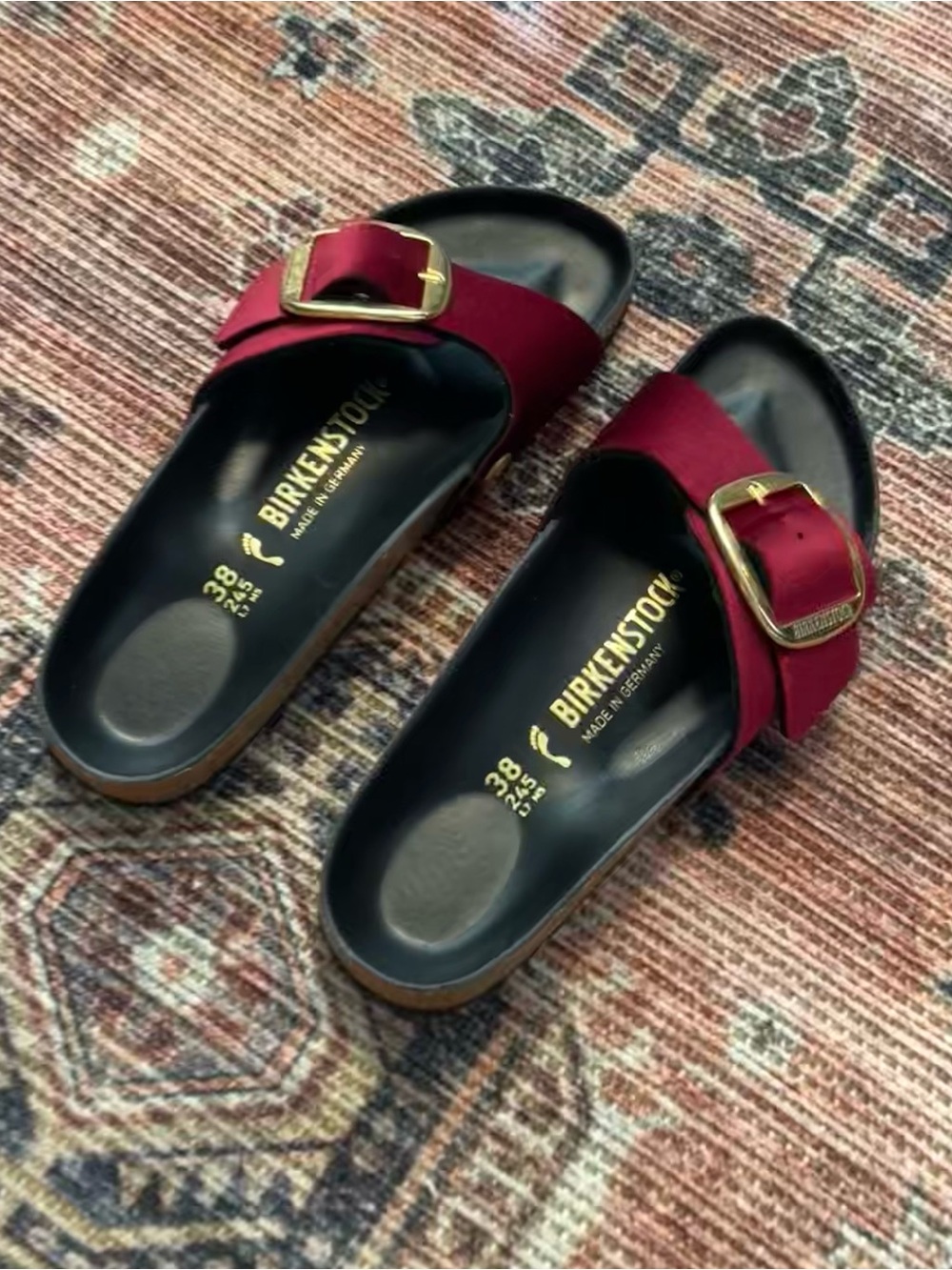 Birkenstock Ultra Rare Madrid Big Buckle Maroon Velvet Slide Sandal sz EU 38
